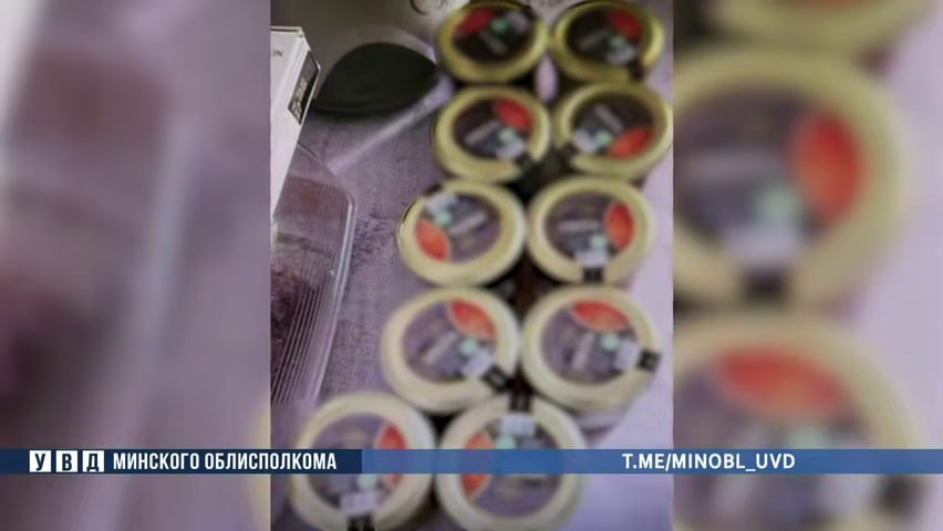 18 банок лососевой икры украл рабочий на складе в Минском районе  