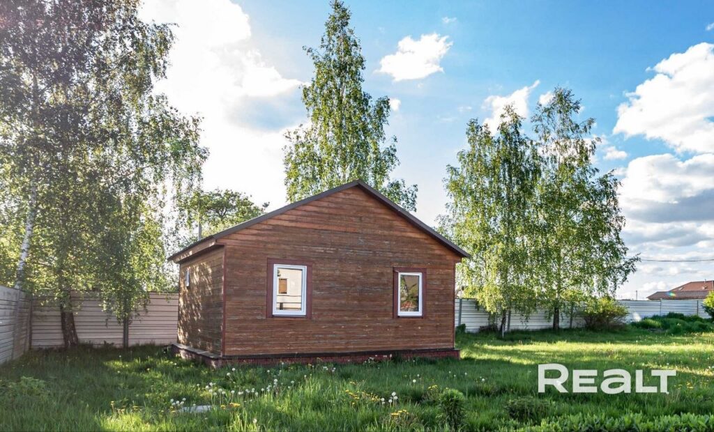 Дом у озера в Пуховичском районе – что стоит за ценой в 98 760 рублей