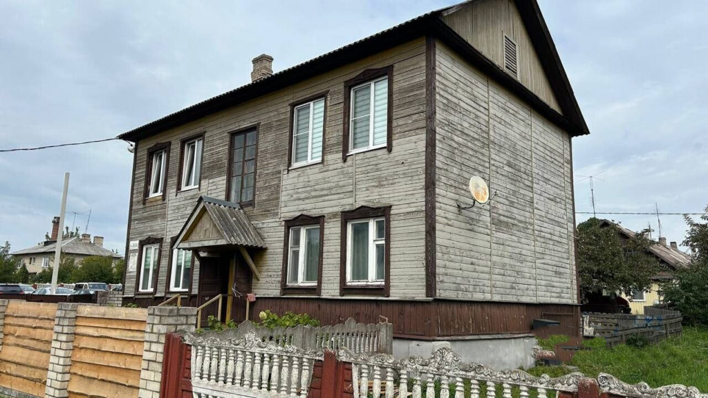 Двухкомнатная квартира в Борисове за 73 тысячи рублей. Что важно знать покупателю