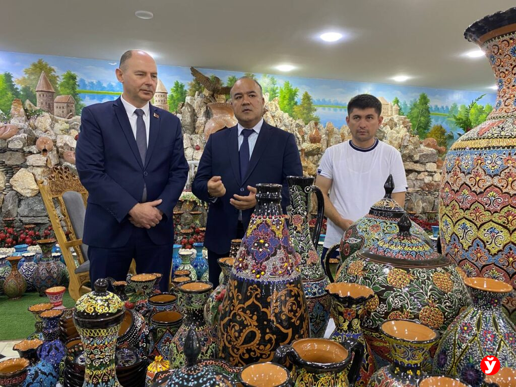 Кушнаренко побывал там, где керамику делают по традициям древних узбеков
