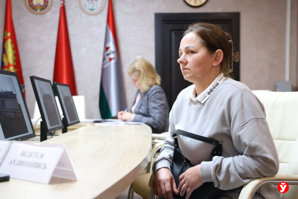Многодетная мама из деревни хочет строиться под Борисовом – почему ей ничего не предлагают?