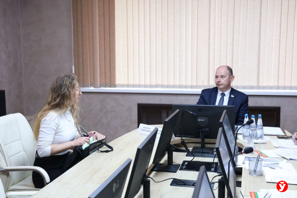 Арендаторы Борисова пожаловались на холод в помещении – Кушнаренко поручил разобраться