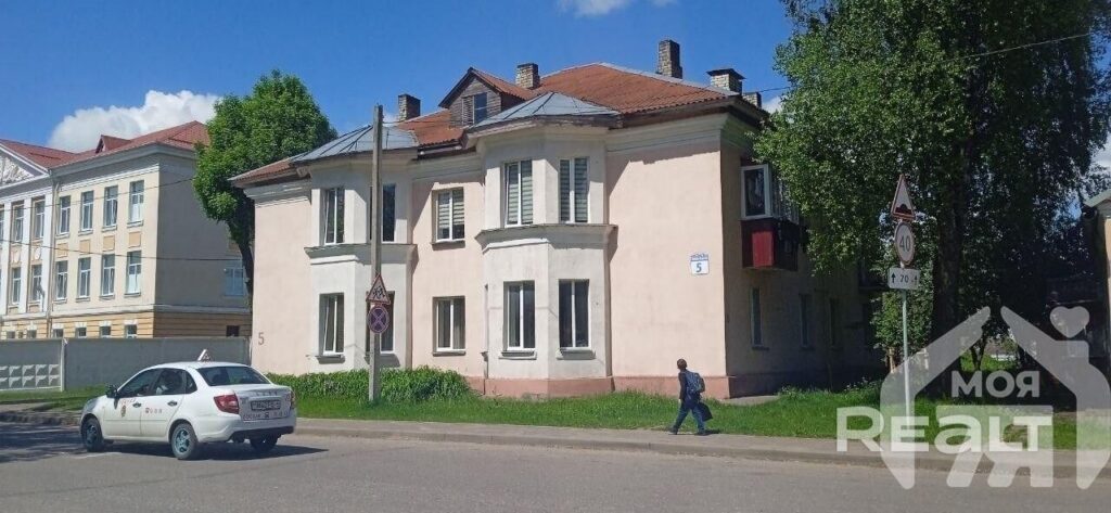 Сталинка в историческом центре Молодечно – что предлагают за 71 тысячу рублей