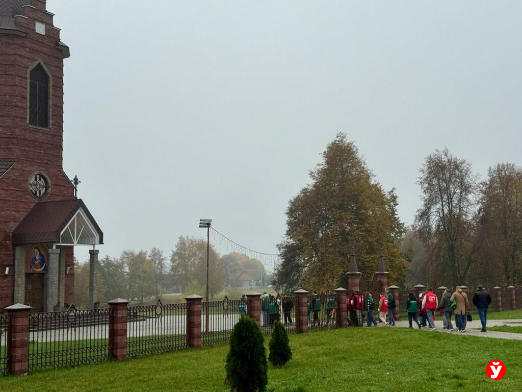 Кто приехал на молодежный семейный фестиваль в Столбцы