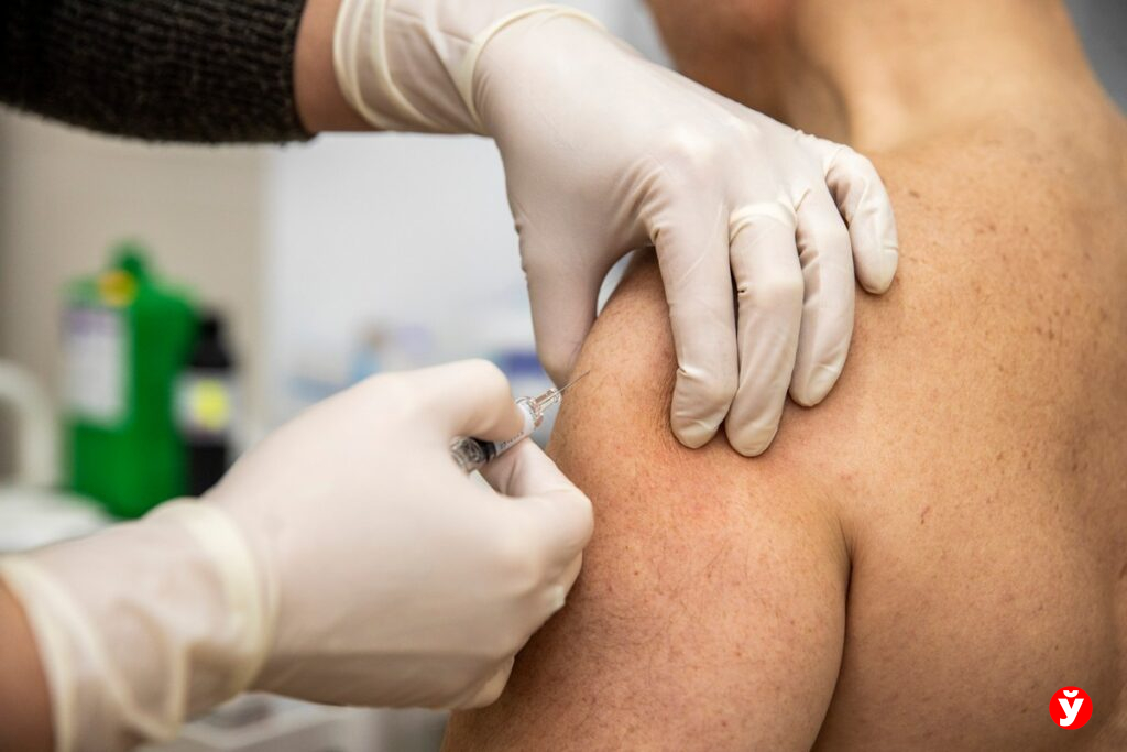 В Минской области начали прививать от гриппа – какие вакцины доступны