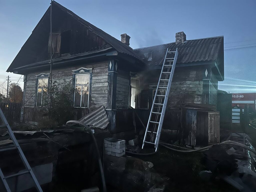 Трагический пожар в Плещеницах – погиб мужчина, причины ЧП устанавливаются