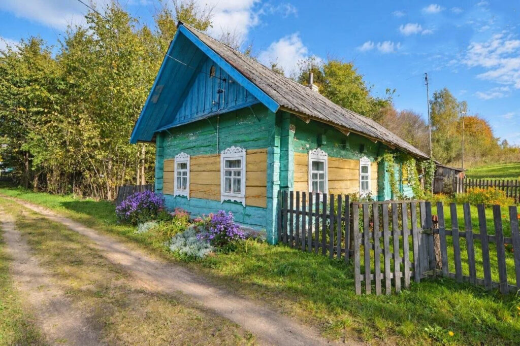 Дом в деревне Слобода за 36 тысяч рублей. Что скрывается за скромной ценой