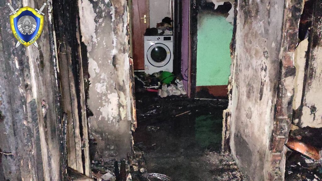 На пожаре в минском общежитии погиб мужчина, женщина в реанимации