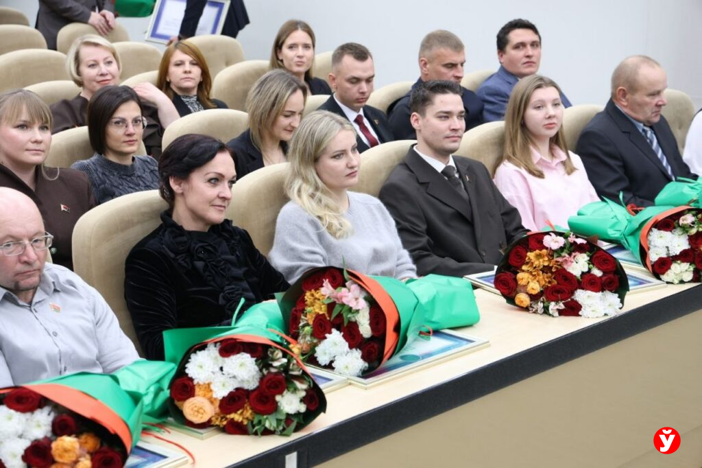 Кушнаренко поблагодарил всех, кто обеспечил масштабные «Дажынкi» в Дзержинске