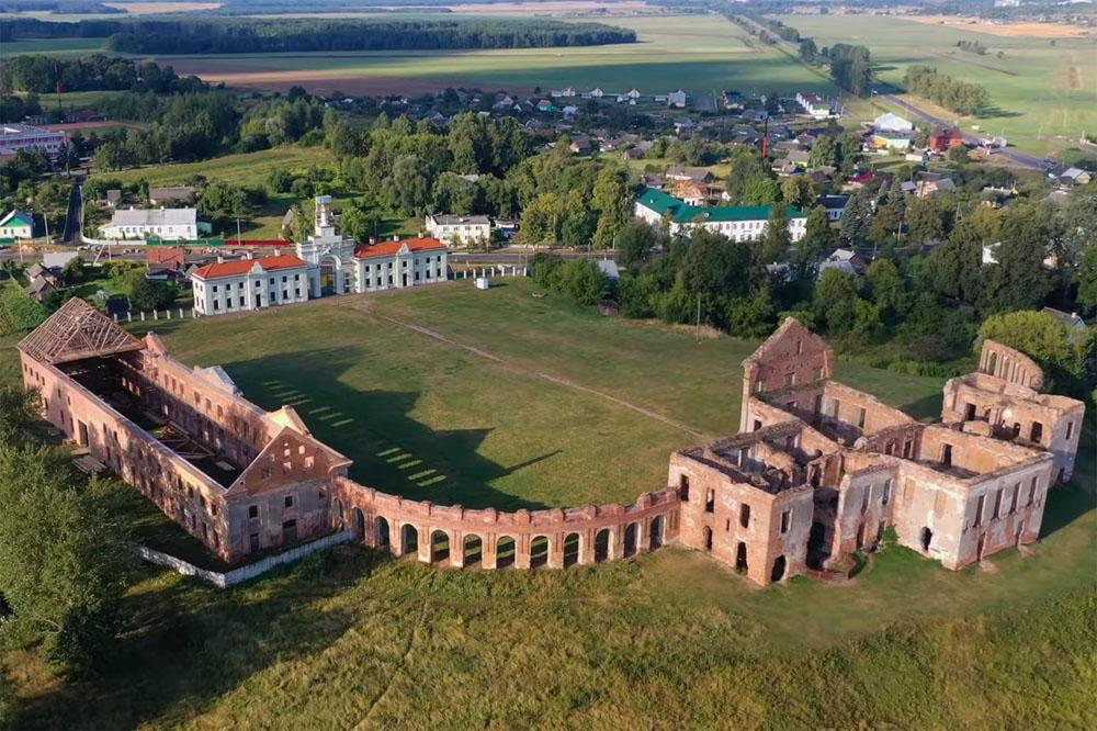 Фото замок сапегов в ружанах